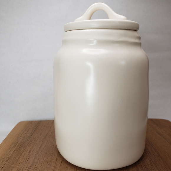 New!   RAE DUNN "LOVE" canister jar in gold print - Picture 3 of 7